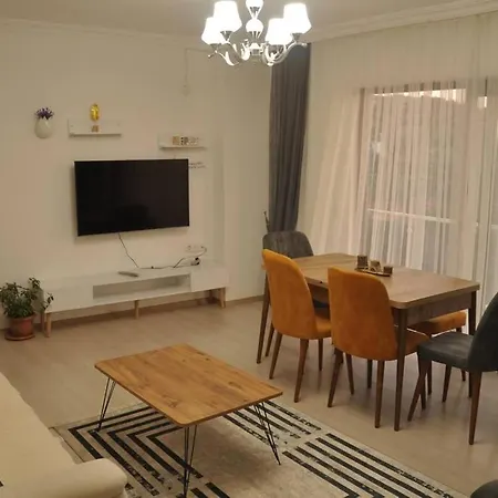 Terasda Doga,Deniz,Guenesbatisini Seyredebilirsiniz Kalkan
