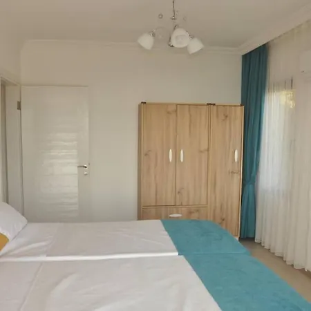 Terasda Doga,Deniz,Guenesbatisini Seyredebilirsiniz Kalkan