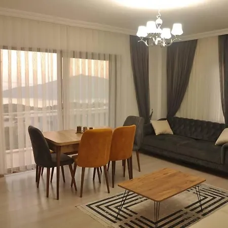 Terasda Doga,Deniz,Guenesbatisini Seyredebilirsiniz Kalkan