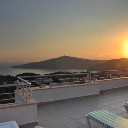 Lejlighed Terasda Doga,Deniz,Guenesbatisini Seyredebilirsiniz *
